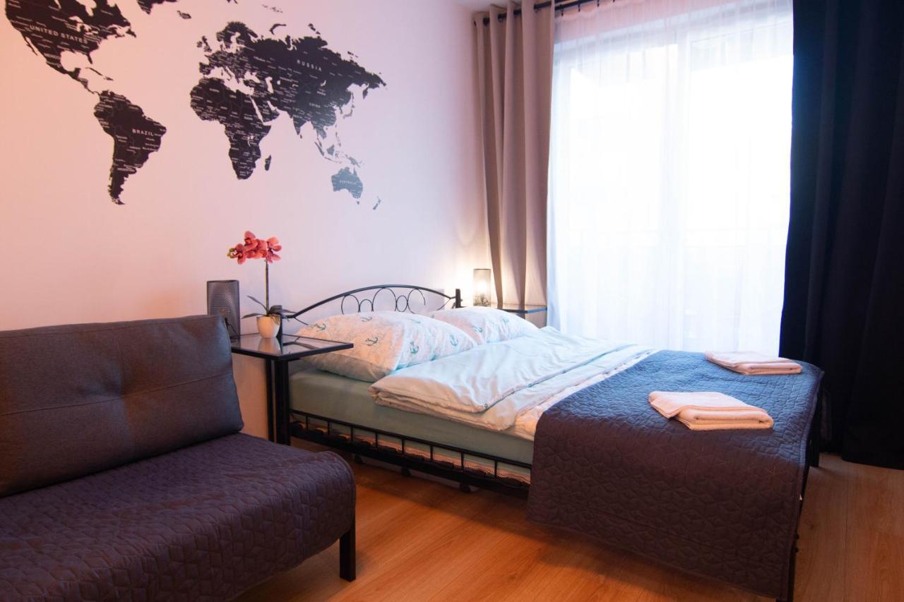 Apartament Loftowy Wypoczynek Goldair Познан Екстериор снимка