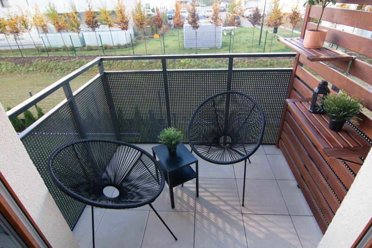 Apartament Loftowy Wypoczynek Goldair Познан Екстериор снимка